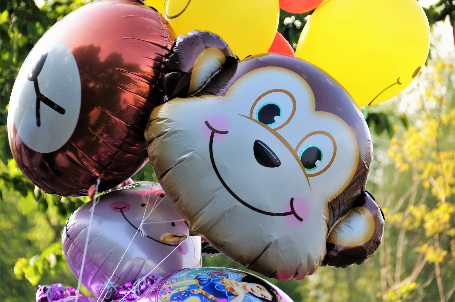 balloons-4213530_1920